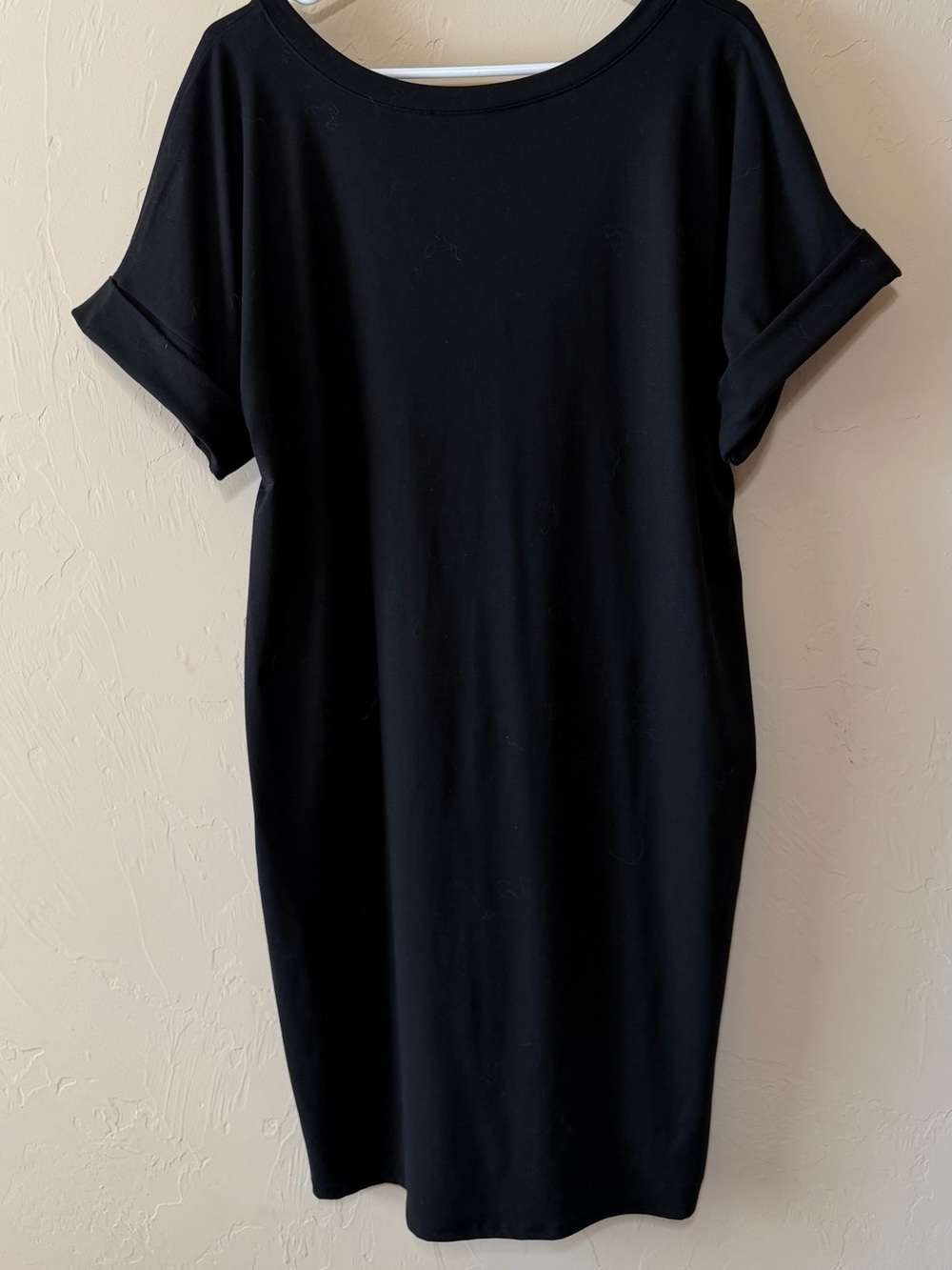 Zenana Outfitters Black V-Neck Midi Dress - Picture 2 of 3